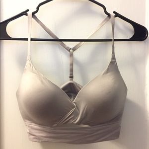 Light Grey Victoria’s Secret Uplift Wireless Bra